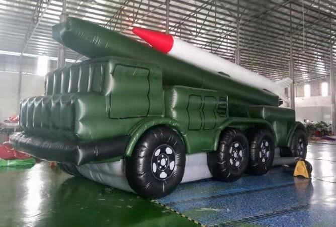 龙潭军事导弹车